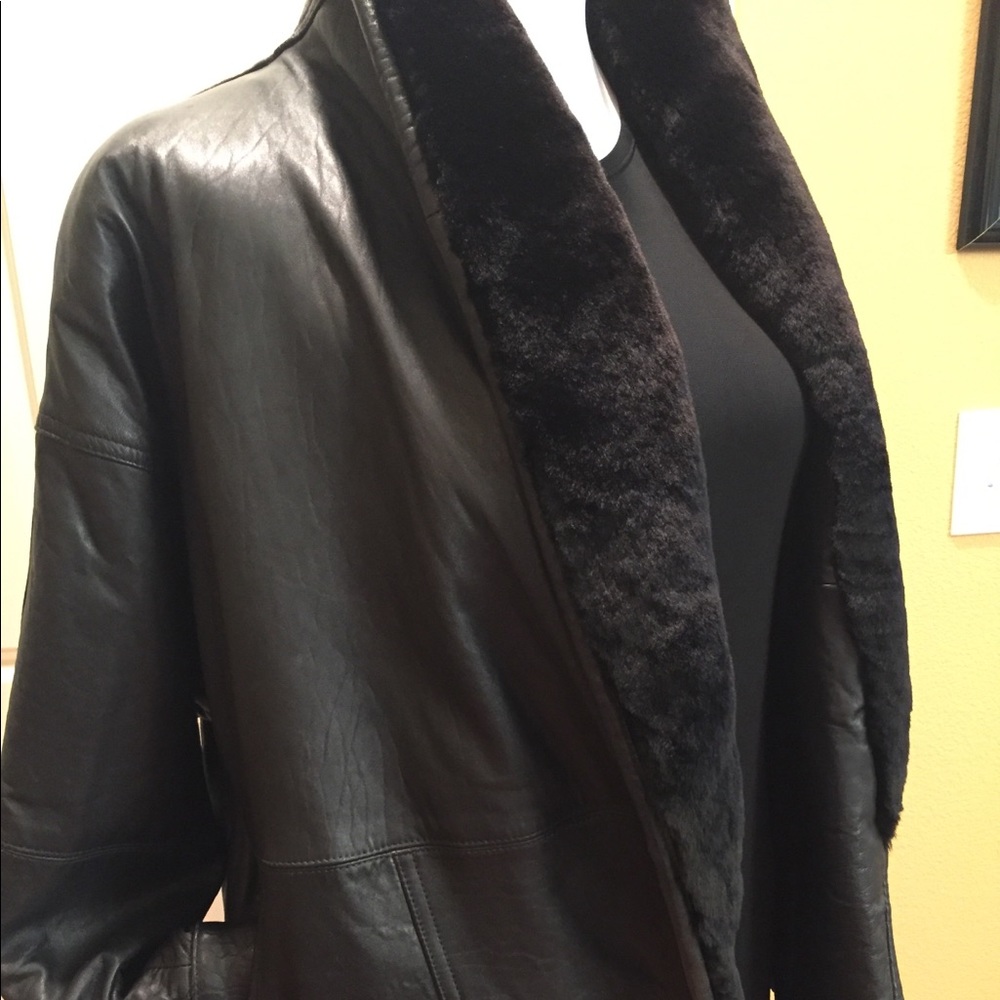 Gorgeous Leather Bomber Jacket😎